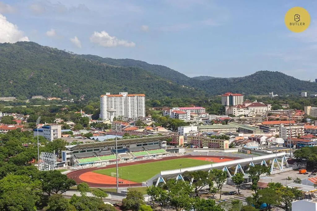 Seaview 2Br Infinity Pool & Easyaccess To Town 201 Apartment George Town
