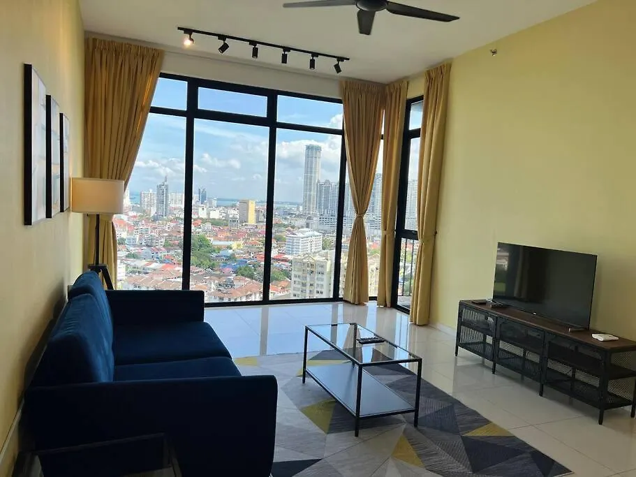 Seaview 2Br Infinity Pool & Easyaccess To Town 201 Apartment George Town