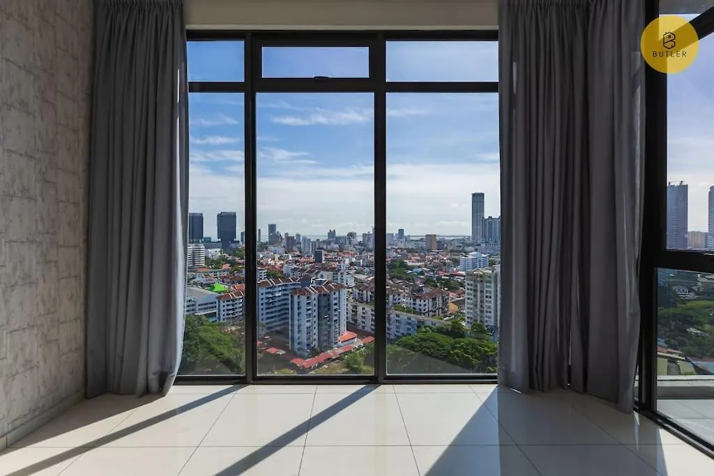 Seaview 2Br Infinity Pool & Easyaccess To Town 201 Apartment George Town