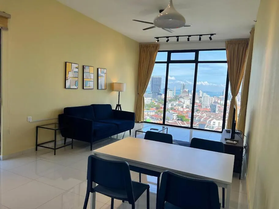 Seaview 2Br Infinity Pool & Easyaccess To Town 201 Apartment George Town
